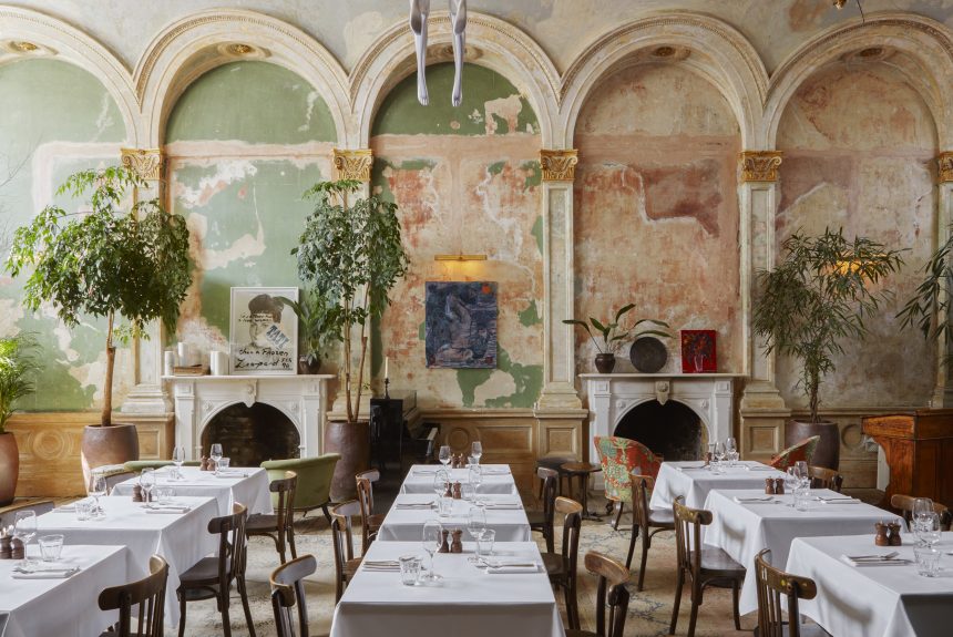 Best Restaurants in London for Art Lovers 2022